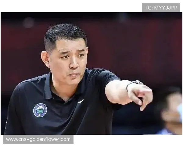 冬奥火炬传递至意大利,巩晓彬与张志磊完成火炬交接 冬奥火炬传递至意大利,巩晓彬与张志磊完成火炬交接